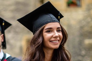 Преподаватель английского языка