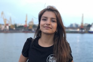 Преподаватель английского языка