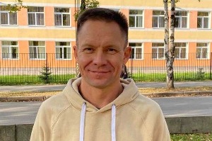 Преподаватель английского языка